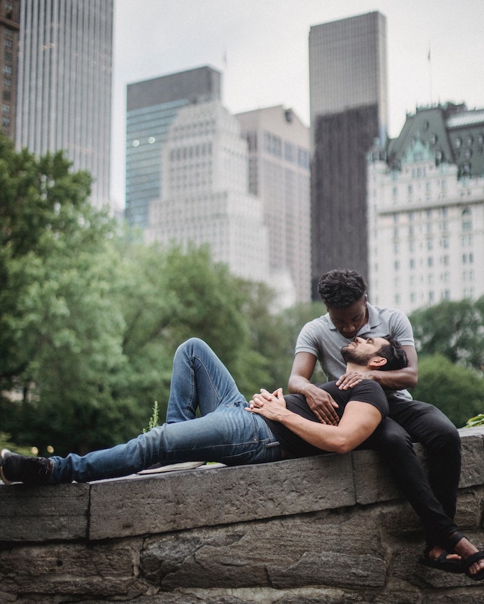 ENFP compatibility, relationships and love: ENFP and INTJ couple in Central Park, New York