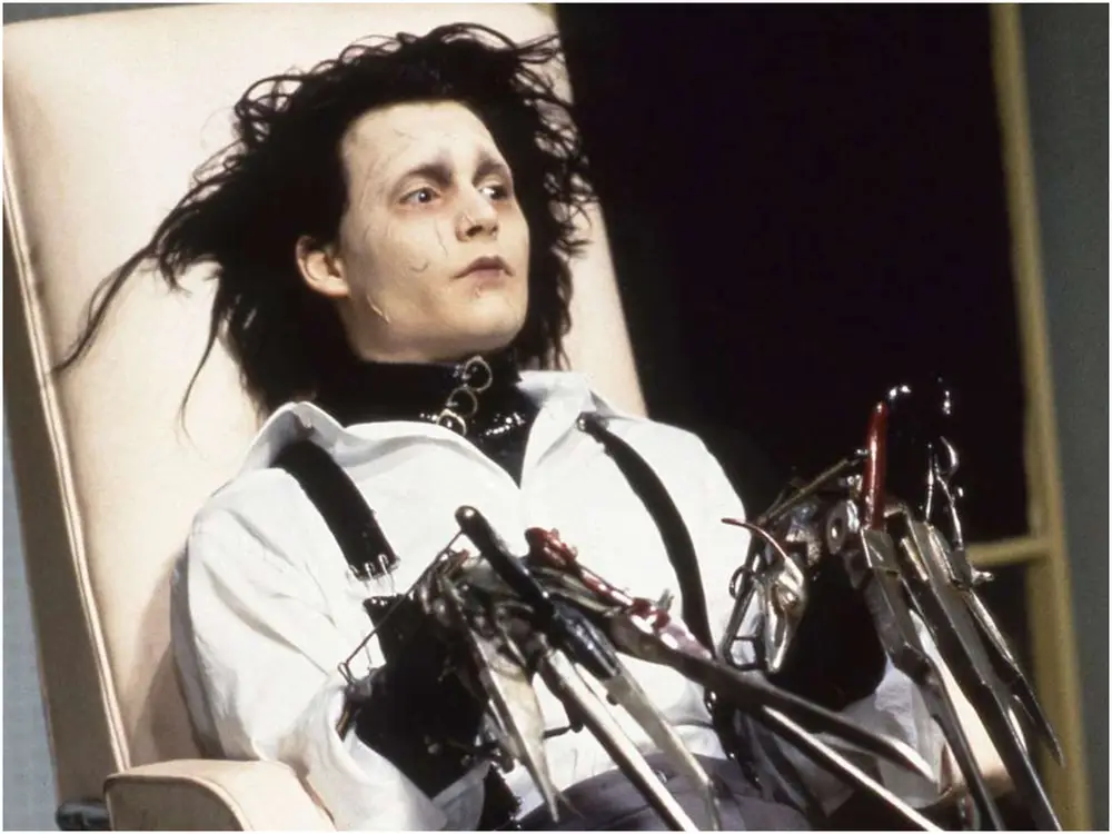 Edward Scissorhands personality type