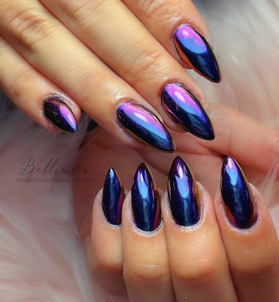 Aquarius nails